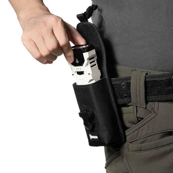 WUBEN X1 Pro у поясному чохлі WUBEN Belt Holster